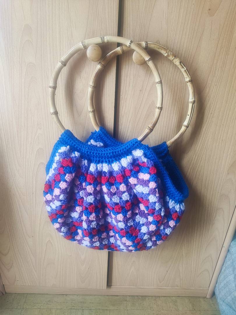 Sac Hula Hoop au Crochet Multicolore avec Anses Bambou – Style Rétro Bohème Fait Main