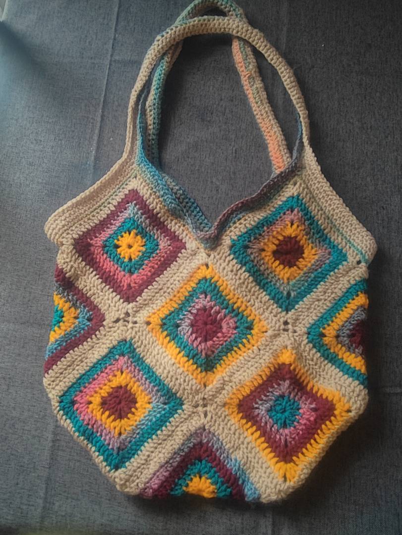 Sac Cabas XXL au Crochet "Granny Square" Multicolore – Style Bohème Chic et Fait Main
