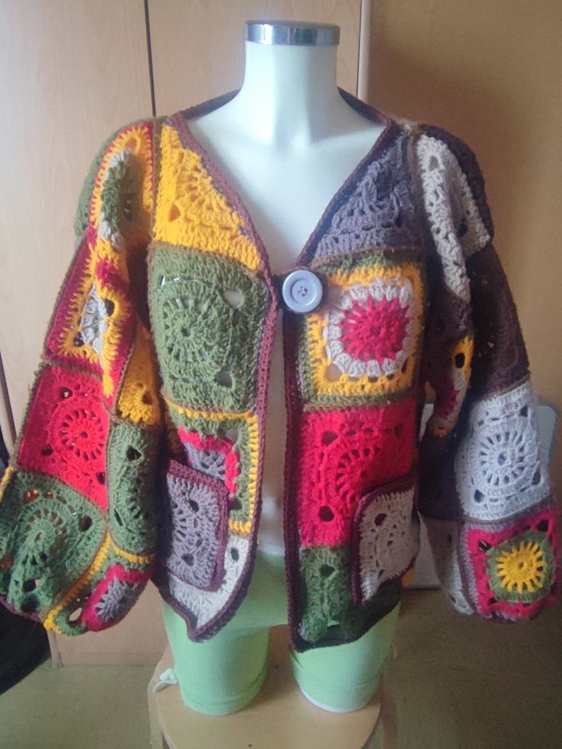 Veste Bohème en Crochet – Pièce Unique et Artisanale
