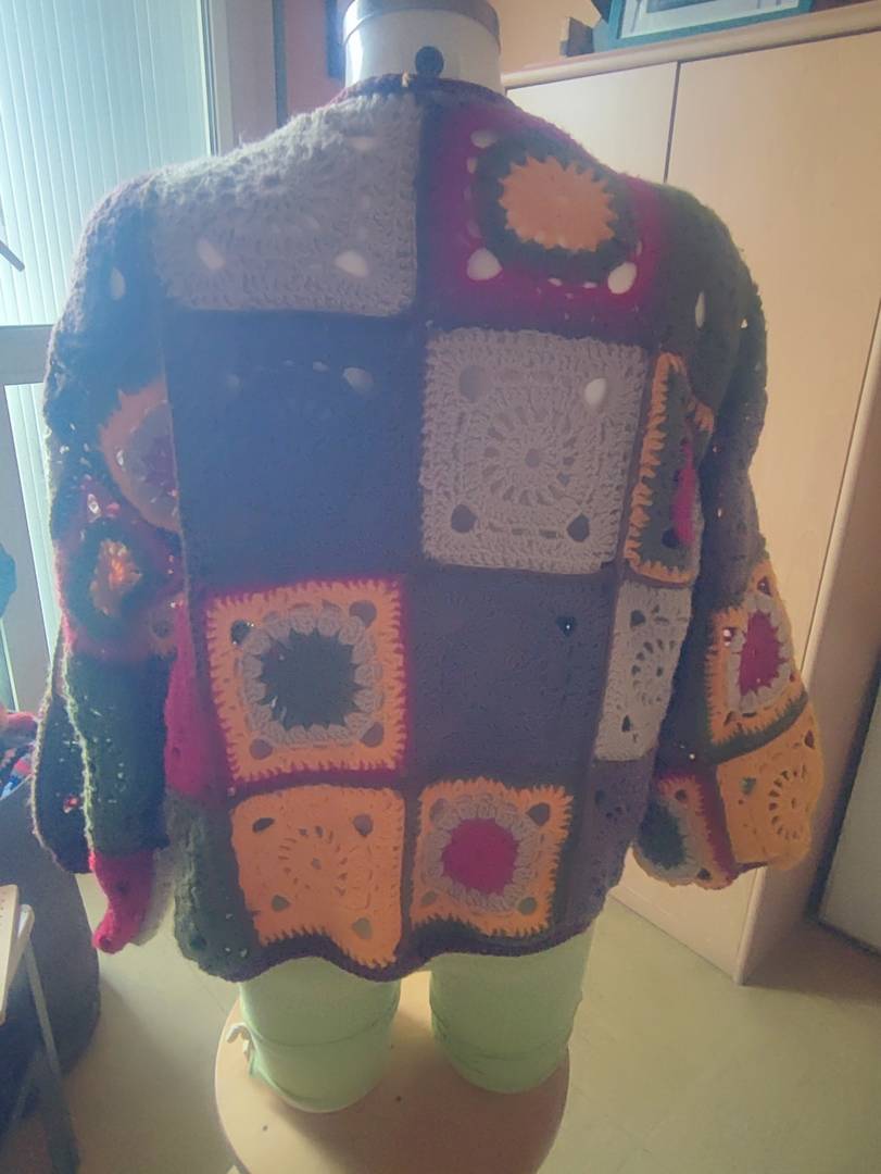 Veste Bohème en Crochet – Pièce Unique et Artisanale