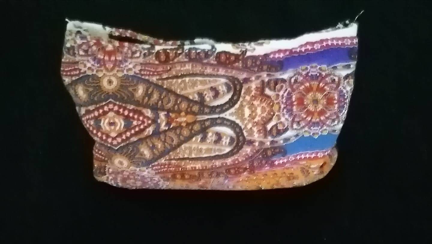 Pochette de rangement artisanale