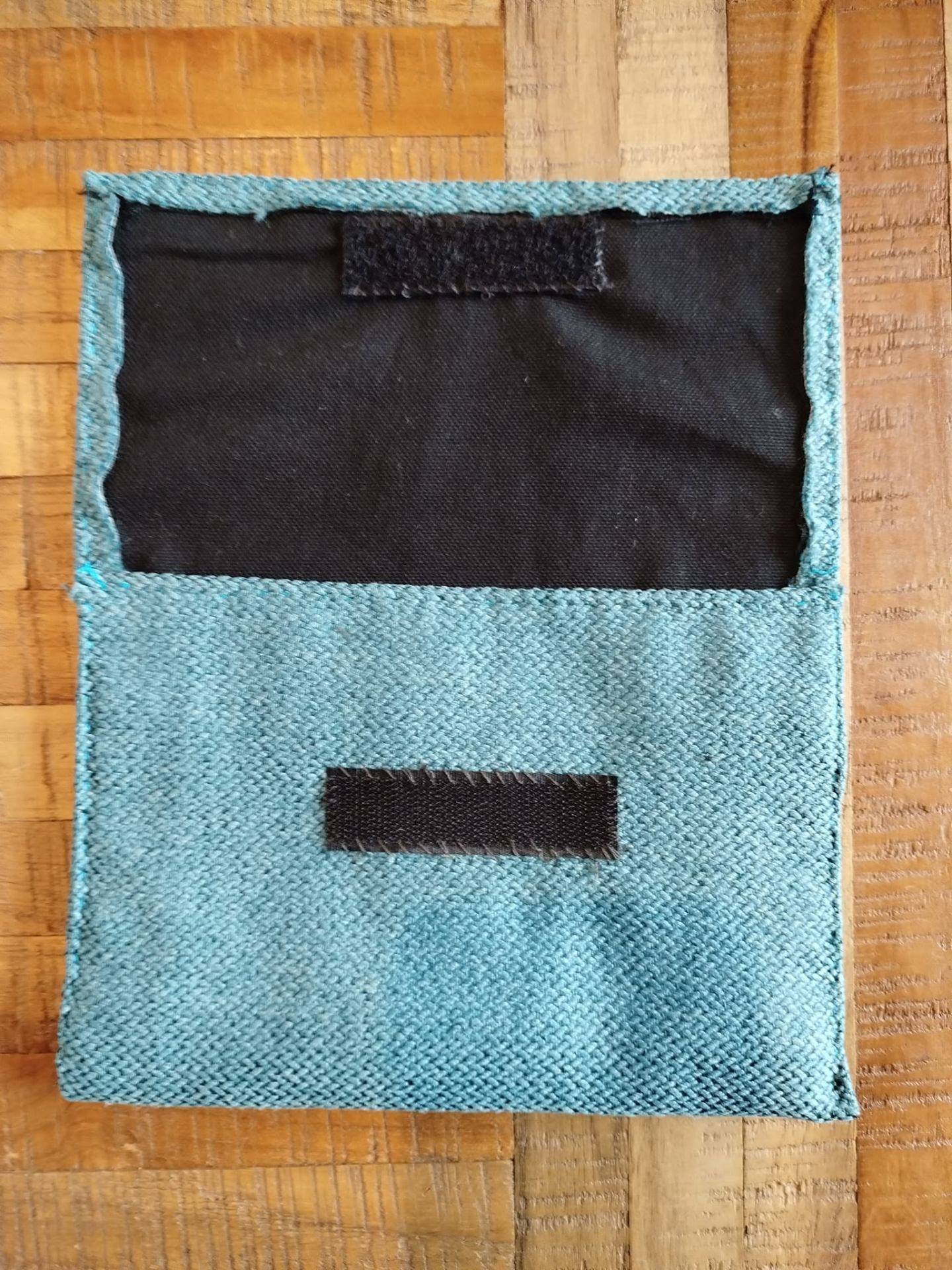 Pochette de rangement artisanale