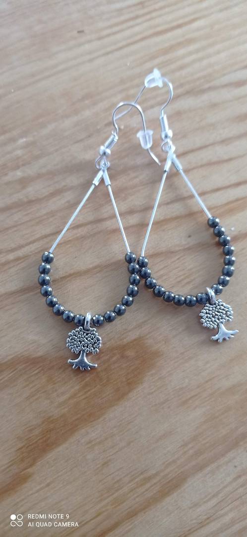 Bijoux Fantaisie Faits Main : Des Créations Uniques pour Affirmer Votre Style