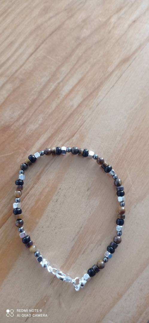 Bijoux Fantaisie Faits Main : Des Créations Uniques pour Affirmer Votre Style