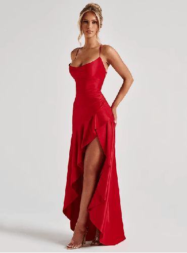 Robe Longue Satinée Dos Nu – Articat | Élégance Sexy Été 2025 – Fendue, Bretelles Spaghetti, Volants Cascade
