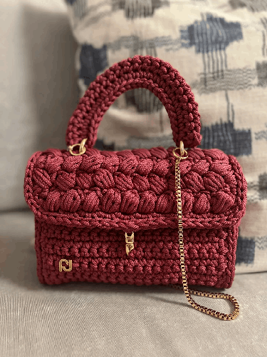 Handmade Crochet Handbag – Burgundy Elegance