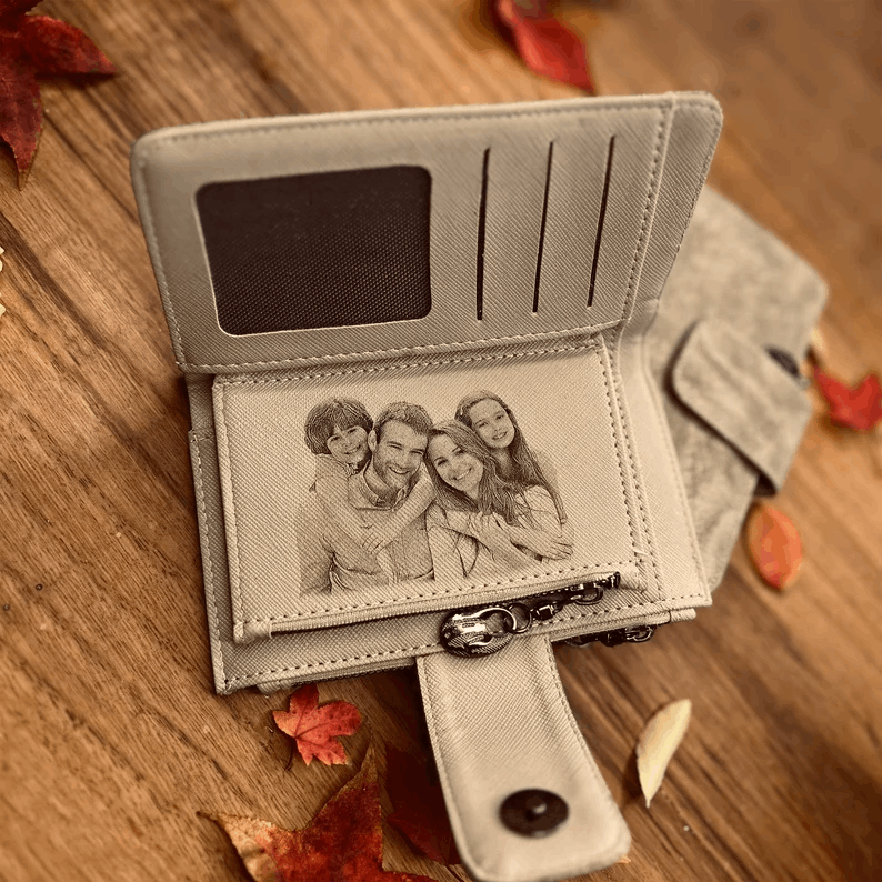 Engraved Photo Purse for Women - Customized Vegan Leather Wallet - Zippered Clutch - Gift For Mother - Mother's Day Gift