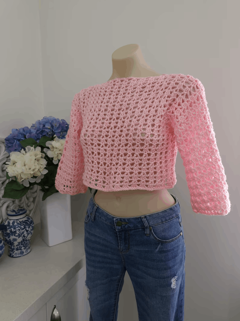 Top court au crochet rose fait main