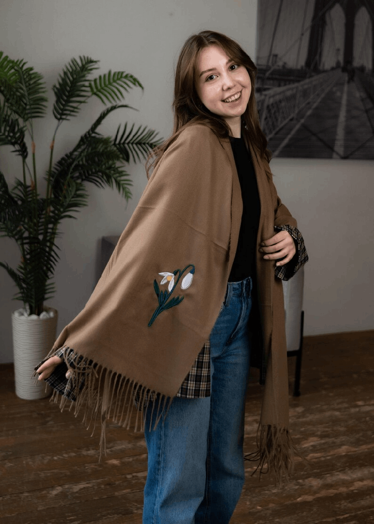 Personalized scarves for women, embroidered scarf for women, birth flower scarf, embroidered birth flower scarf, personalized woman scarf