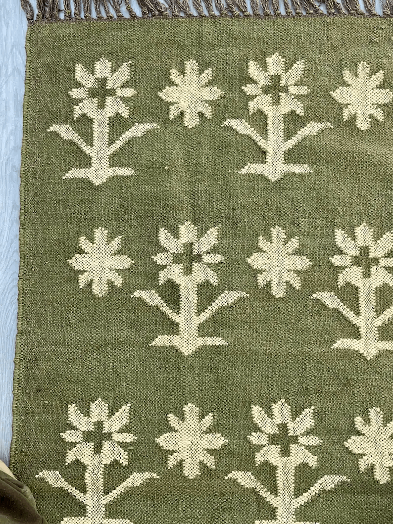 Multi Size Handwoven Green Floral Kilim Rug. Traditional Kilim Rug for Bedroom | Kitchen | Living Area Etc. Turkish Handmade Kilim Rug