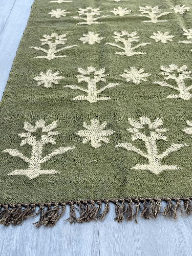 Multi Size Handwoven Green Floral Kilim Rug. Traditional Kilim Rug for Bedroom | Kitchen | Living Area Etc. Turkish Handmade Kilim Rug