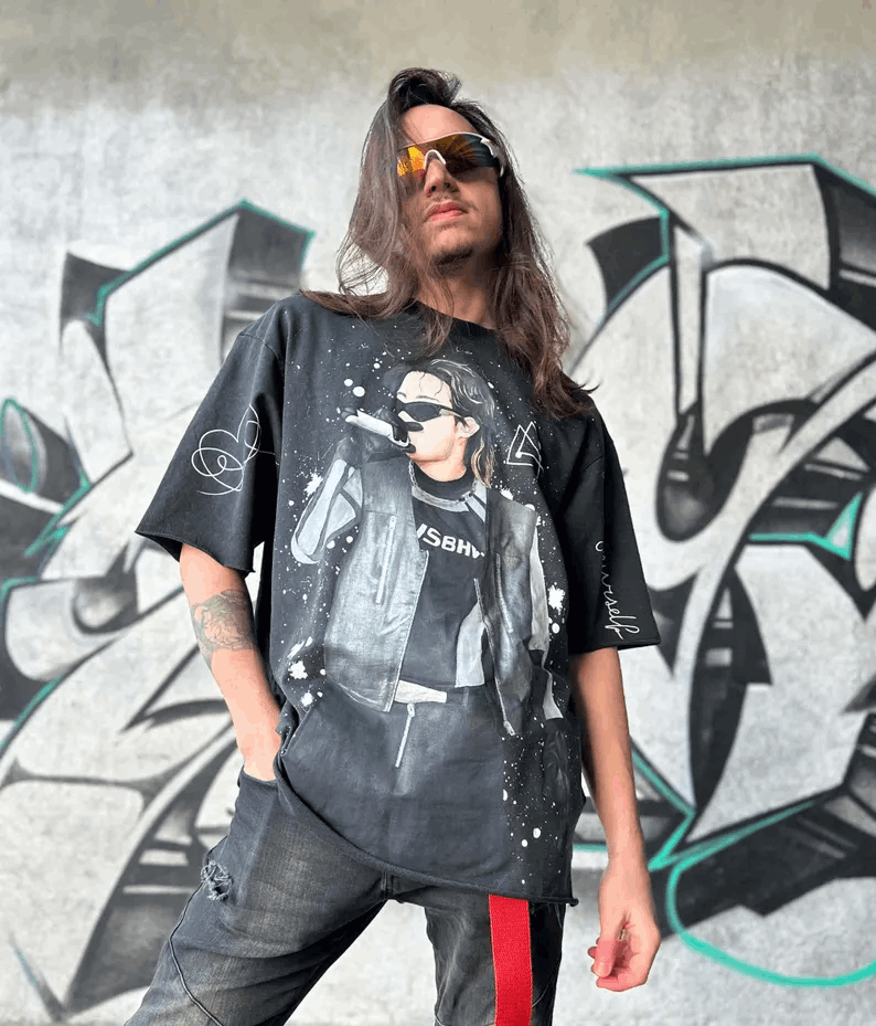 Veste en Jean Peinte à la Main – Création Personnalisée sur Commande, Design Artistique Unique