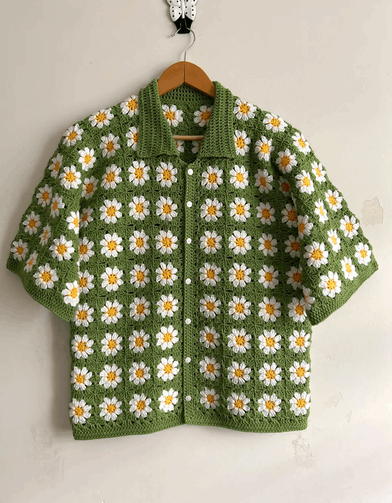 Chemise en crochet à fleurs marguerites