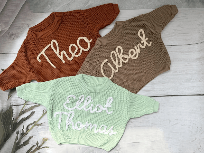 Pull Enfant Personnalisé au Crochet avec Prénom
