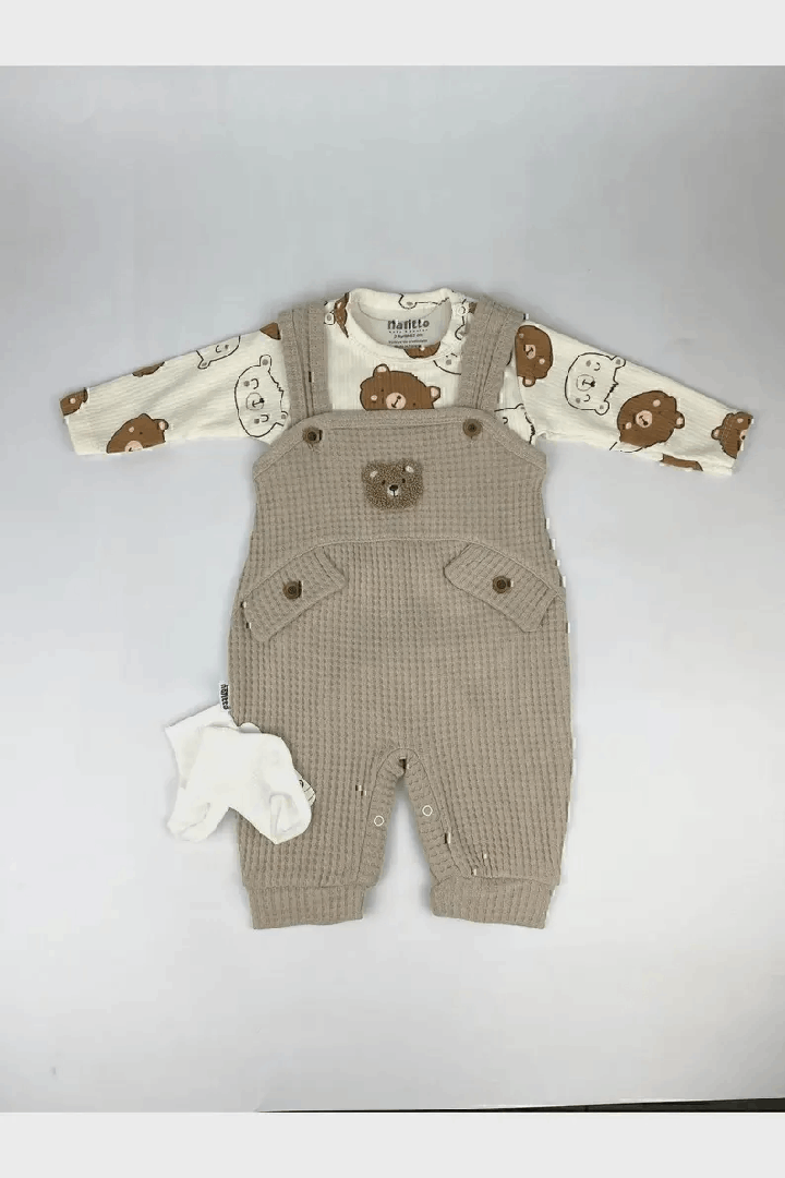 Salopette Bébé Tricotée à la Main – Confort et Style pour Toutes Saisons