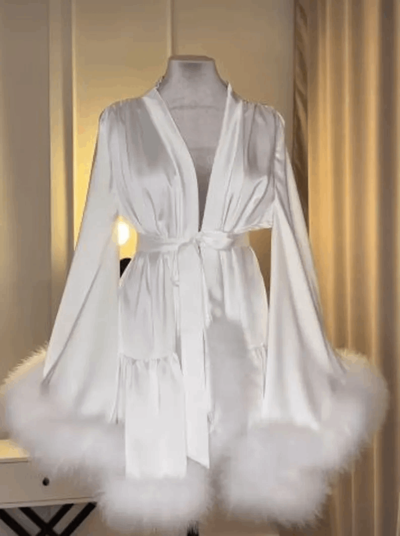 Feather Personalized Satin Luxe Robes, Luxury Bridal Loungewear, Photoshoot Robe, Satin Sleepwear, Customized Kimono Robe for Wedding, Party